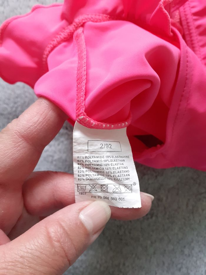 Maillot de bain fille 1 pièce rose 2 ans - photo numéro 5