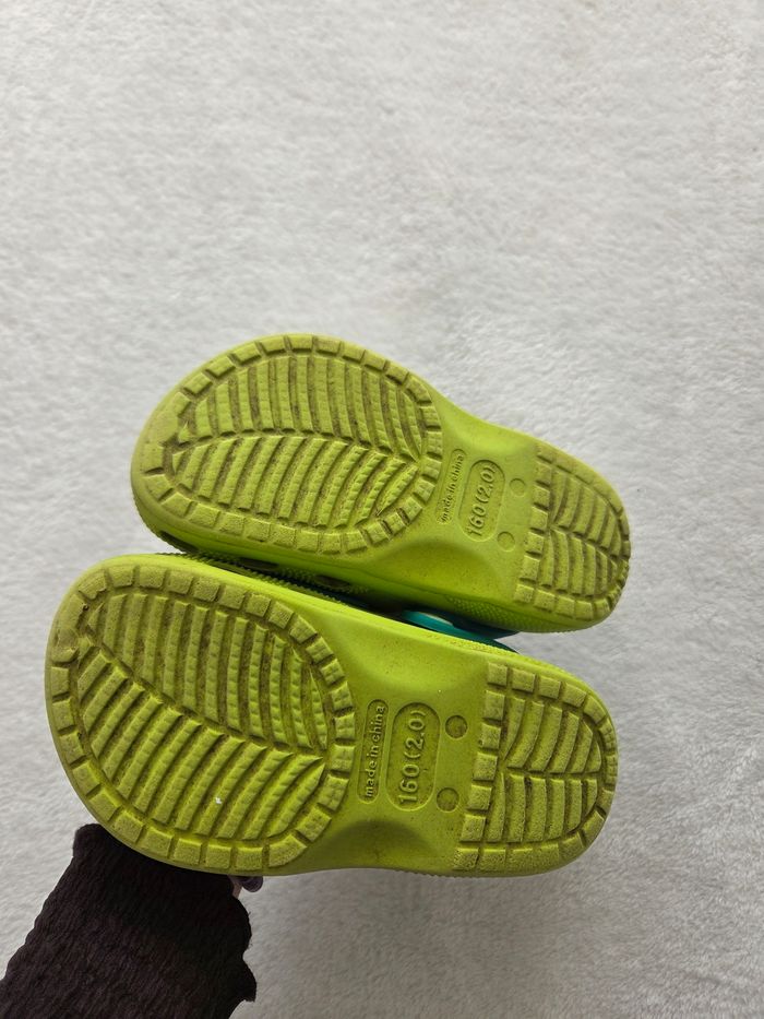 Crocs dinosaure - photo numéro 3