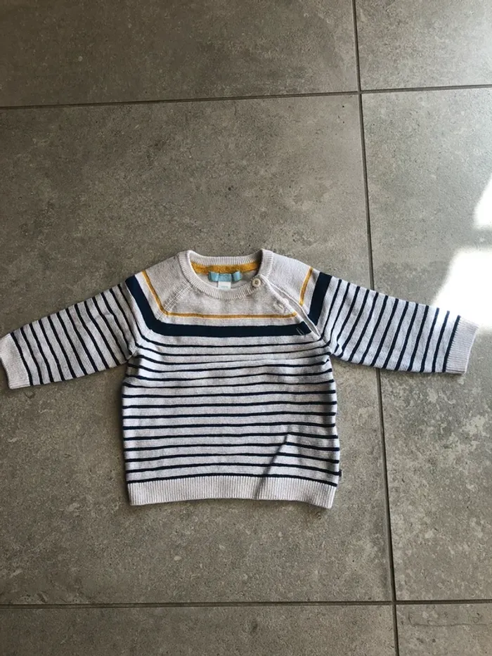 Pull rayé