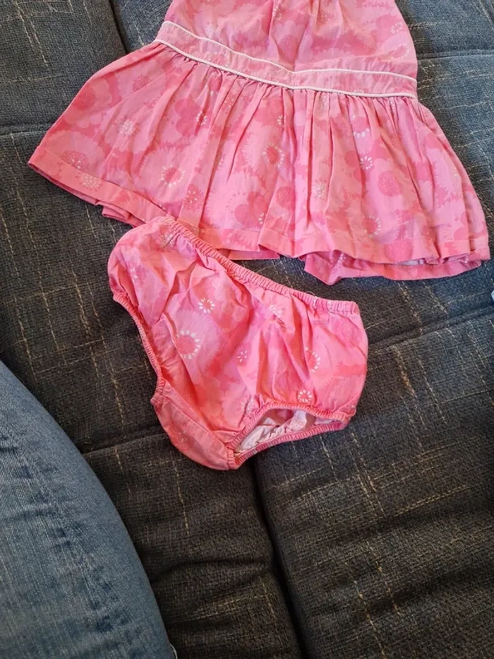 Robe + bloomer fleurs 12m - photo numéro 2