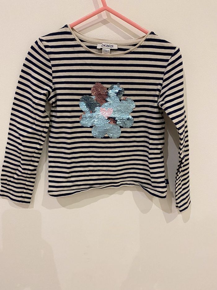 Sweat avec fleurs Seguin okaidi 5 ans