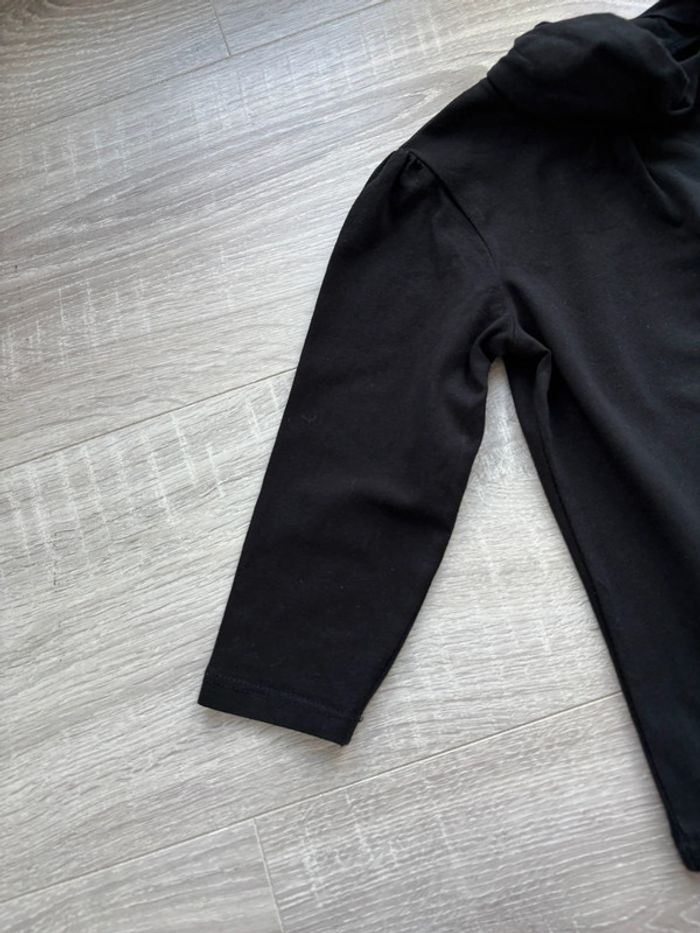 2 sous pulls noir et blanc 24 mois - photo numéro 4