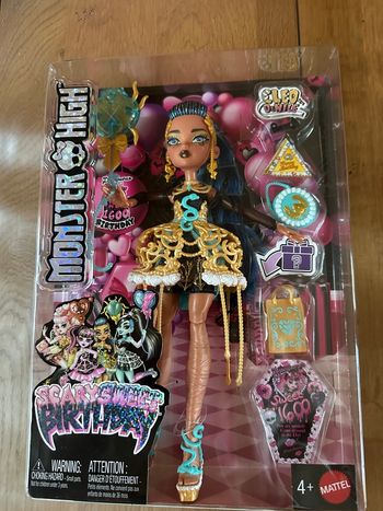 Poupée Monster High Cleo Neuf