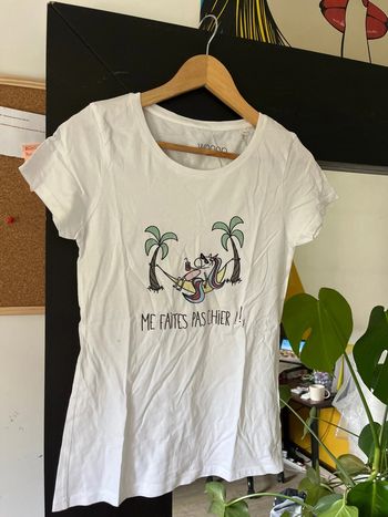 T shirt avec inscription