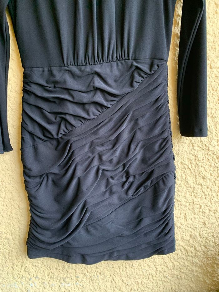 Robe noire drapée Zara Basic taille 38 - photo numéro 3