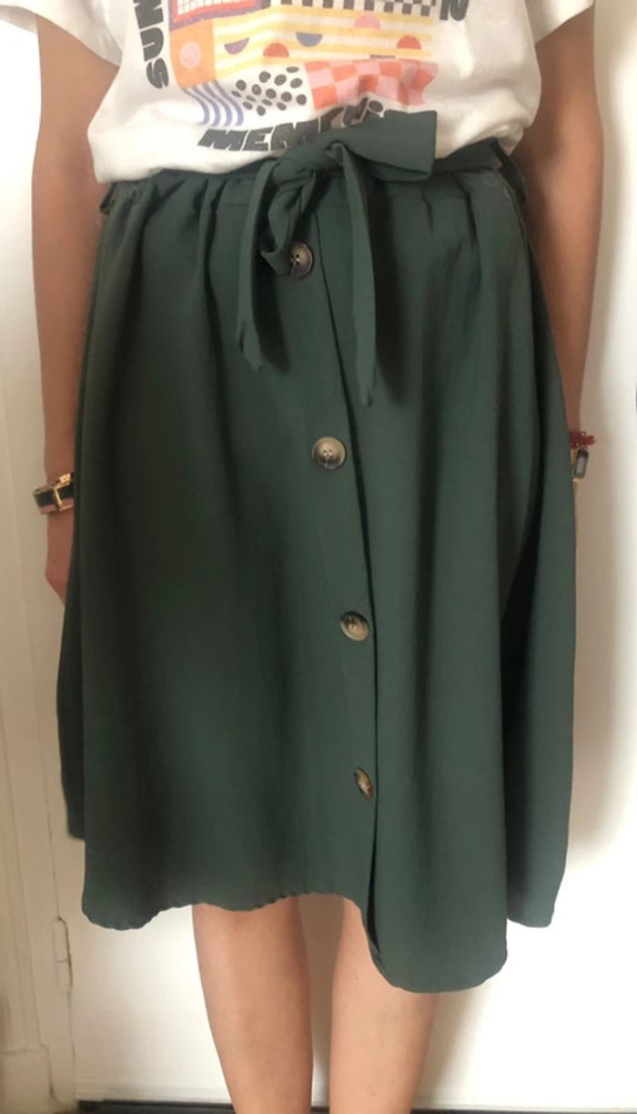 Jupe midi kaki - photo numéro 2