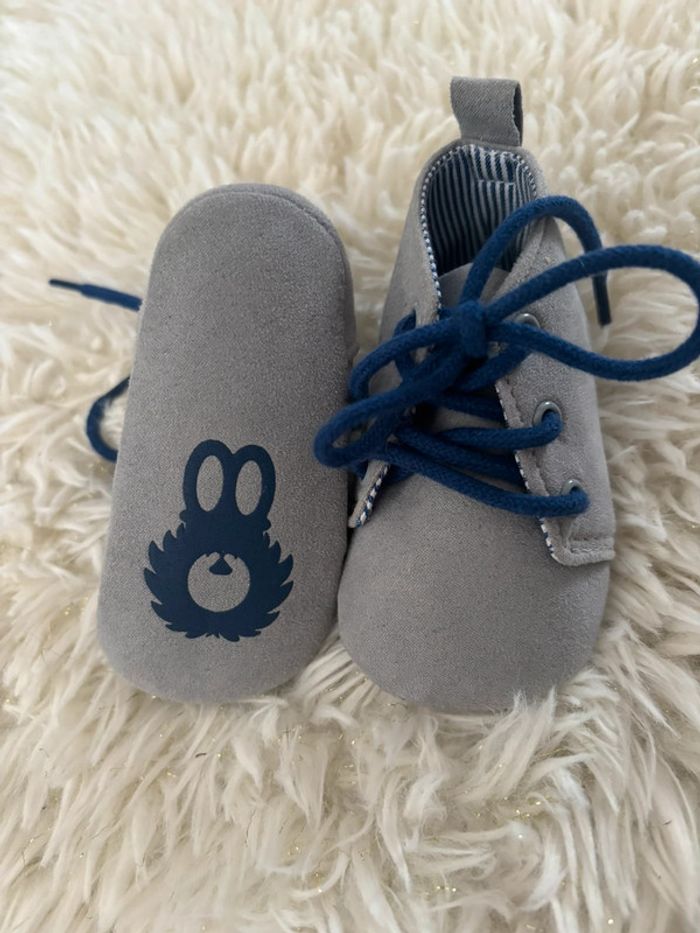 Jolie chaussure de bébé Obaibi taille 1/6 mois - photo numéro 2