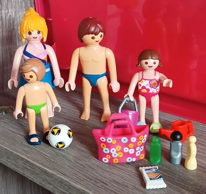 Famille plage playmobil