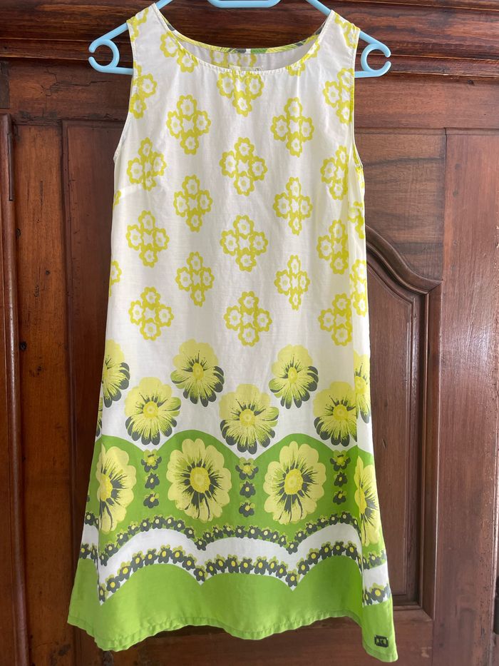 Robe Teddy Smith taille 1,XS/S,36/38,blanche à motifs jaunes,verts,noirs,tbe