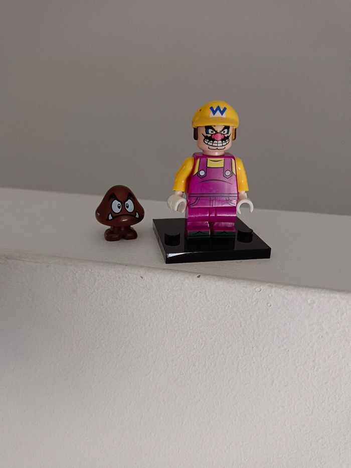 Petite figurine Wario
