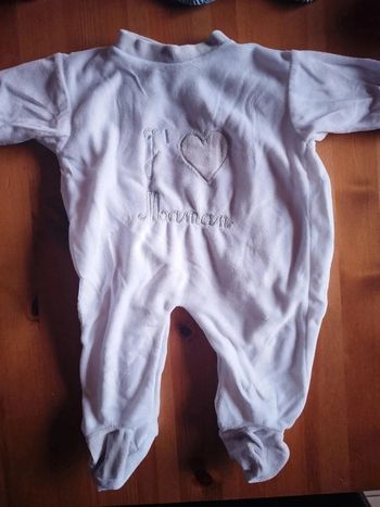 Pyjama blanc j'aime maman taille 1 mois
