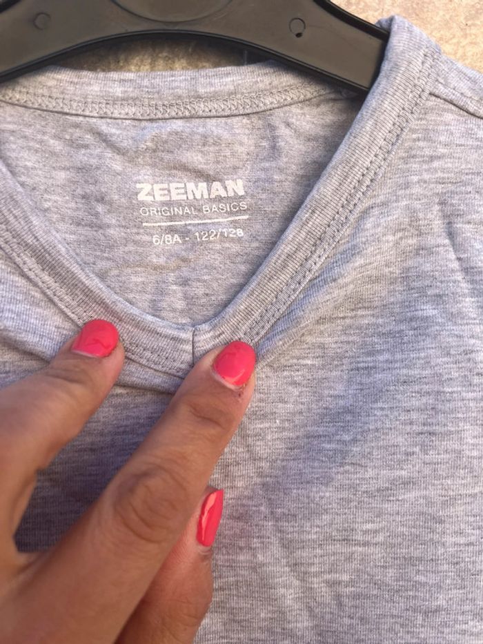 Teeshirt col v - photo numéro 2