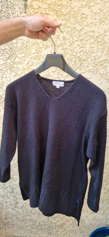 Pull noir col V