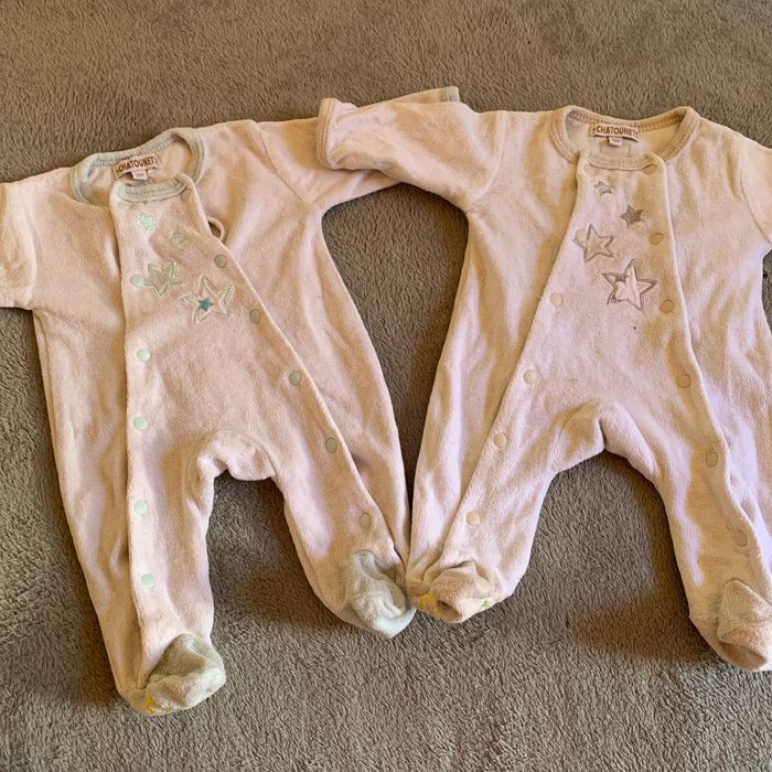 2 pyjamas 0 mois