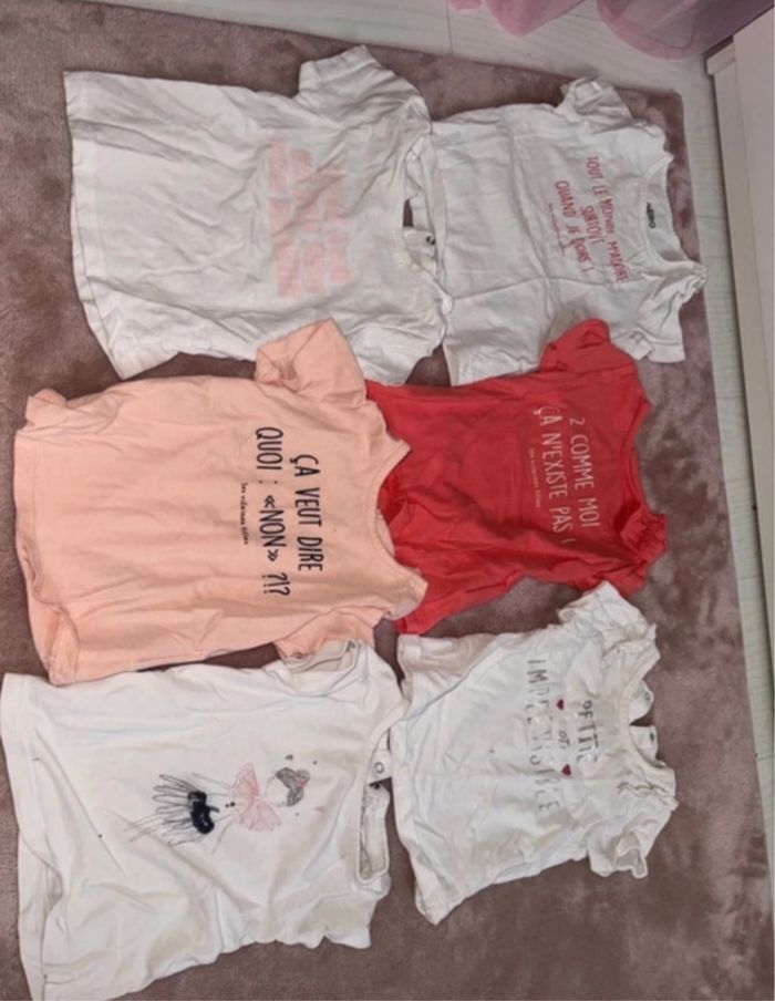 Lot de cinq T-shirts 9-12 mois