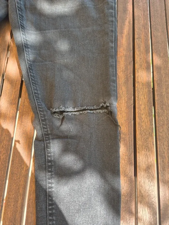 Jean noir troué skinny Pimkie T.42 - photo numéro 5