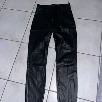 Pantalon similicuir noir
