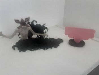 Figurine stranger things,  kinder