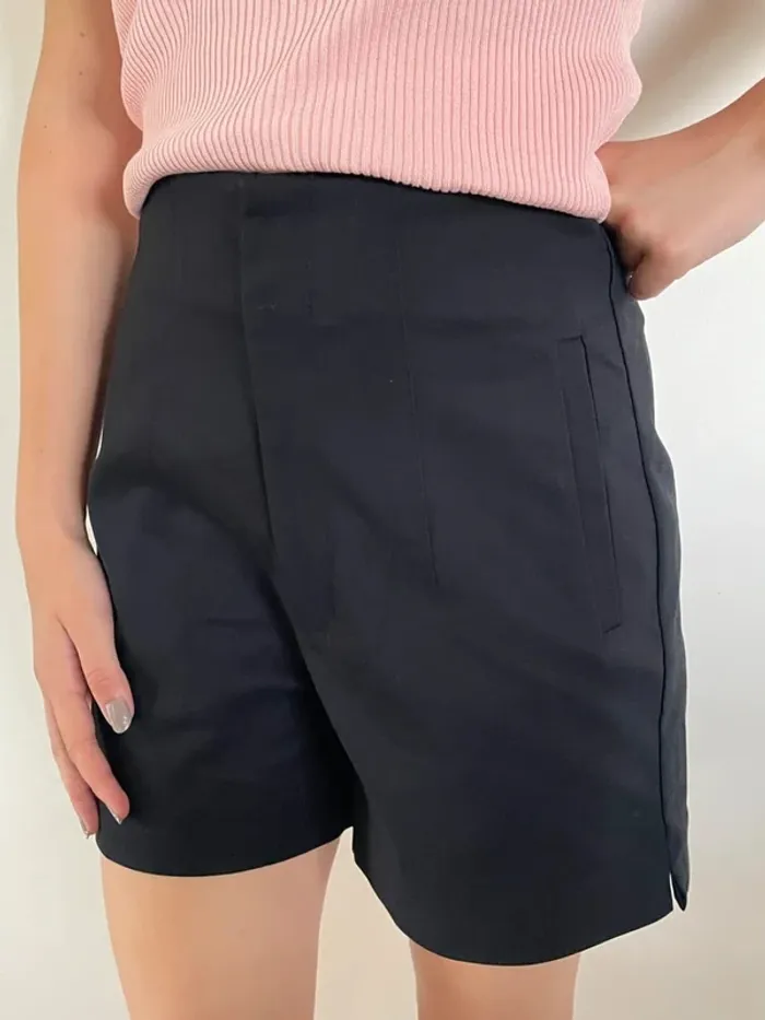 Short noir coupe parfaite 40 Stradivarius - photo numéro 3