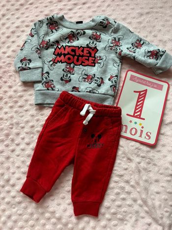 Ensemble 1 mois Mickey