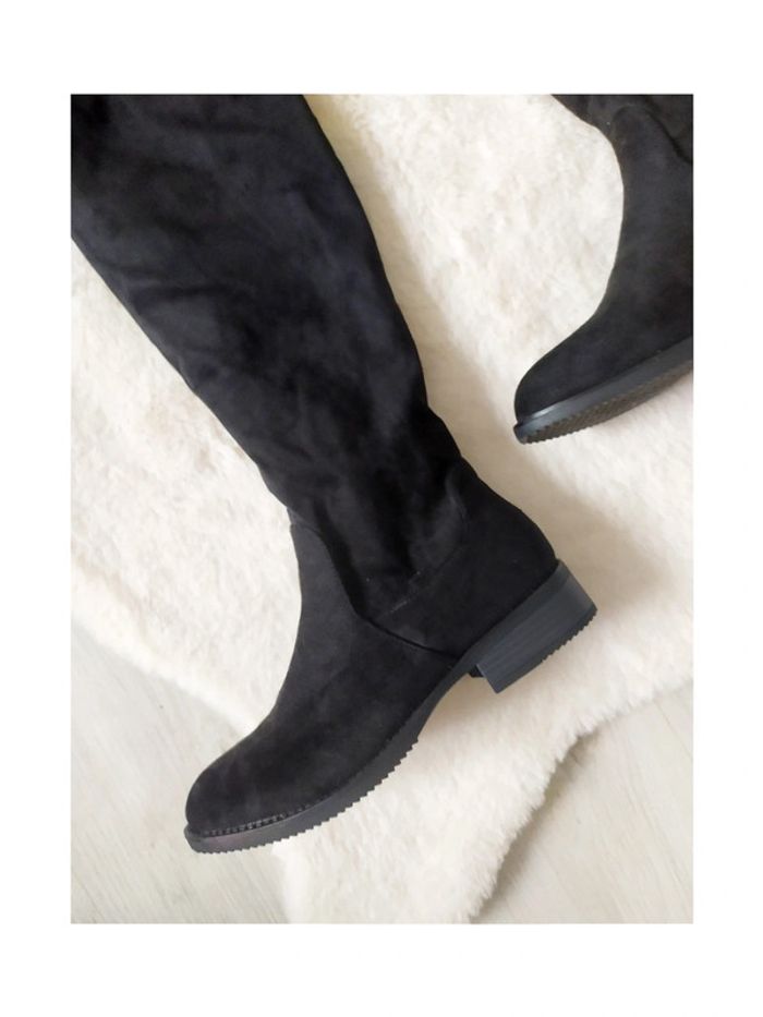Bottes cuissardes aspect daim suédé à talon presque plat - photo numéro 4