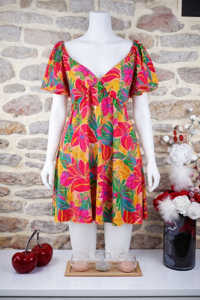 Robe carnaval des tropiques multicolore Femme taille 52 marque Boohoo 🪷