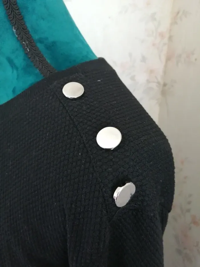 Pull noir fin texturé avec boutons sur les épaules / zeeman / (38) - photo numéro 4