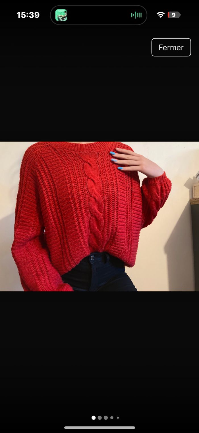Pull rouge - photo numéro 2