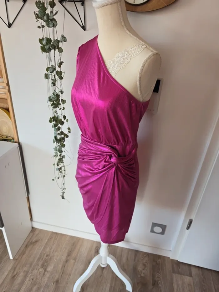 Robe asymétrique - photo numéro 4