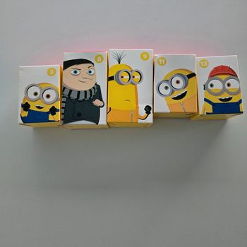 Lot de 5 jouets mc do thème mignons