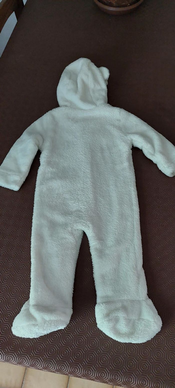 Jolie combinaison fourrure blanche ourson bébé Fred & Flo 9-12 mois excellent état - photo numéro 4