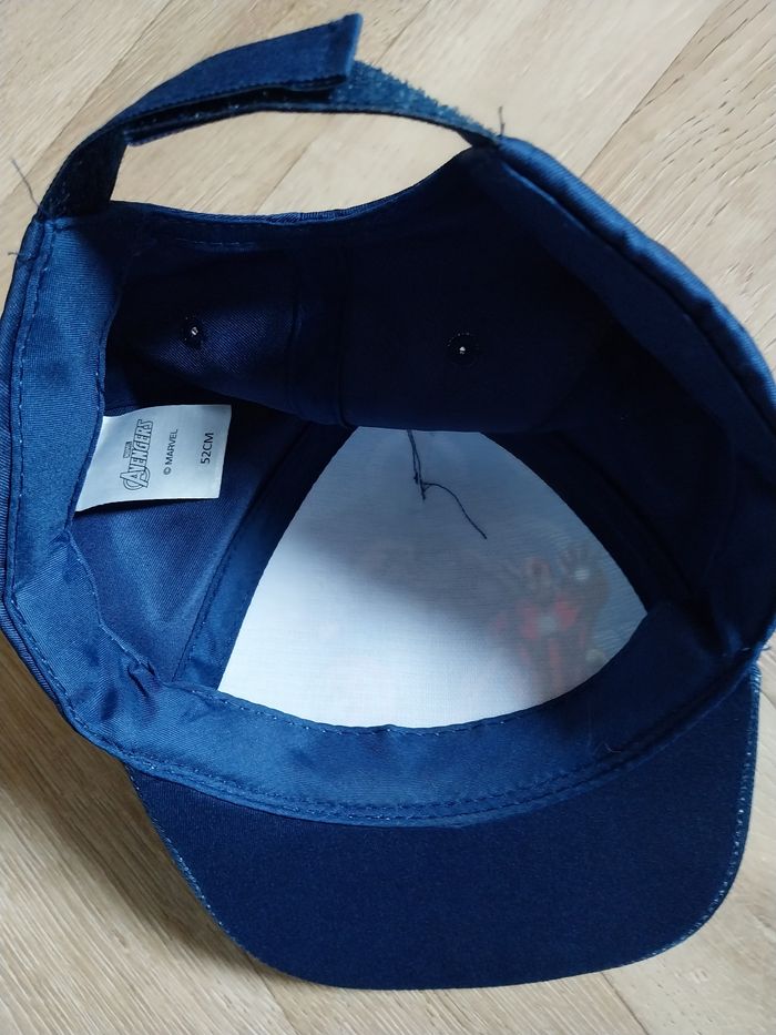 Casquette enfant Marvel neuve - photo numéro 3