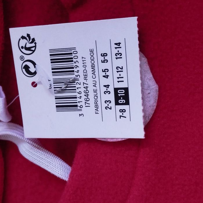 Pull Polaire enfant 9-10ans Neuf - photo numéro 7