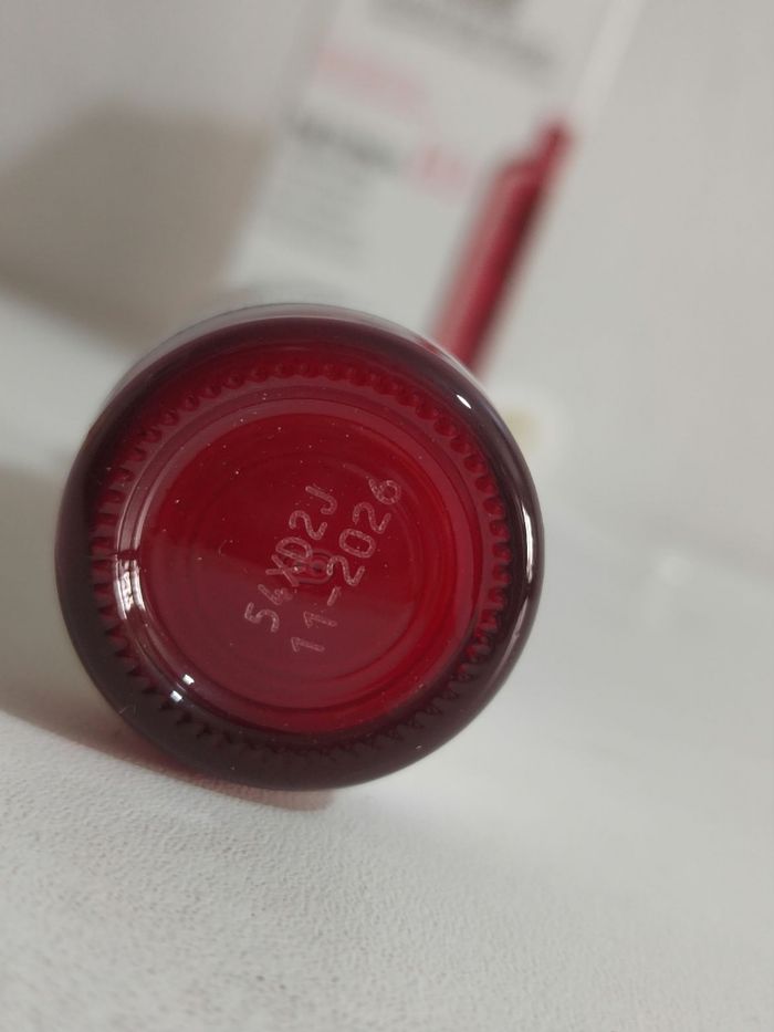 Sérum concentré anti rides La Roche Posay Retinol B3 régénérant resurfacant - photo numéro 4