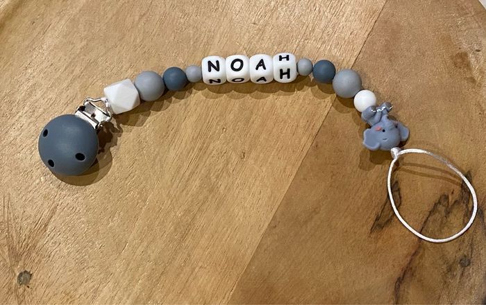 Attache tétine - photo numéro 3