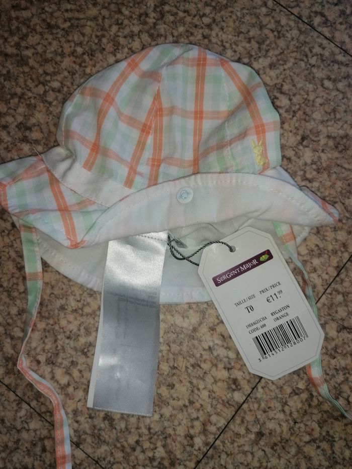 Chapeau bébé