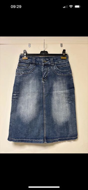 Jolie jupe en jean bleu Miss J taille 36/38 longueur 61 cm