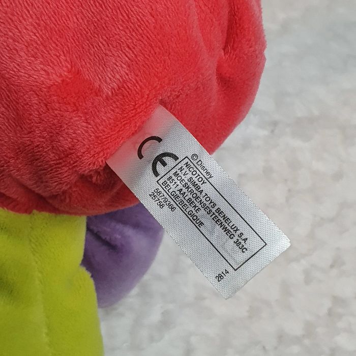 Doudou Peluche Winnie Pyjama Rouge Vert Disney - photo numéro 4
