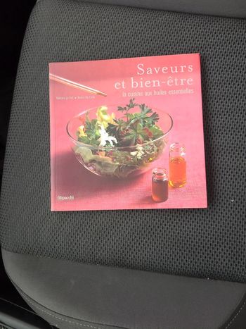 La cuisine aux huiles essentielles