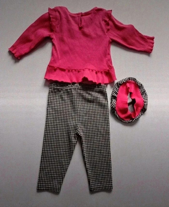 Ensemble 3 pièces 6 mois - photo numéro 3