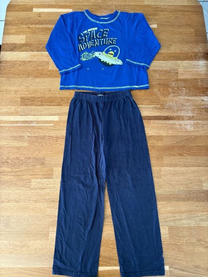 Pyjama garçon 5/6 ans