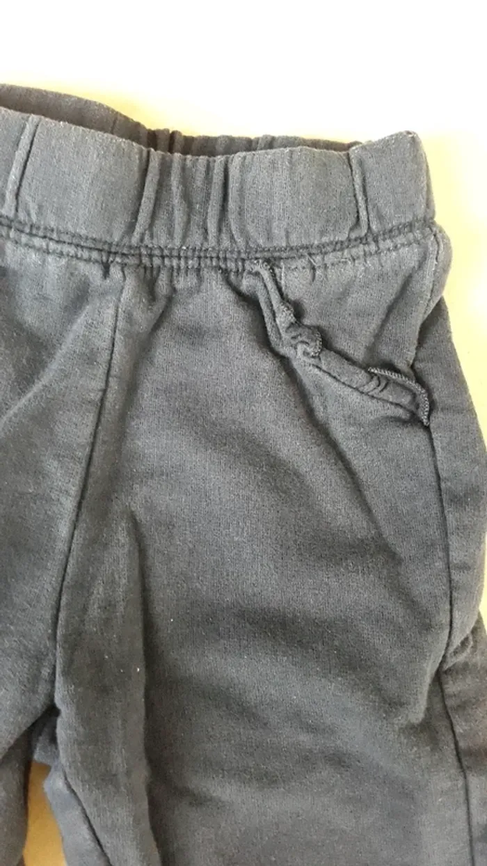 Pantalon (jogging) 12 Mois - photo numéro 5