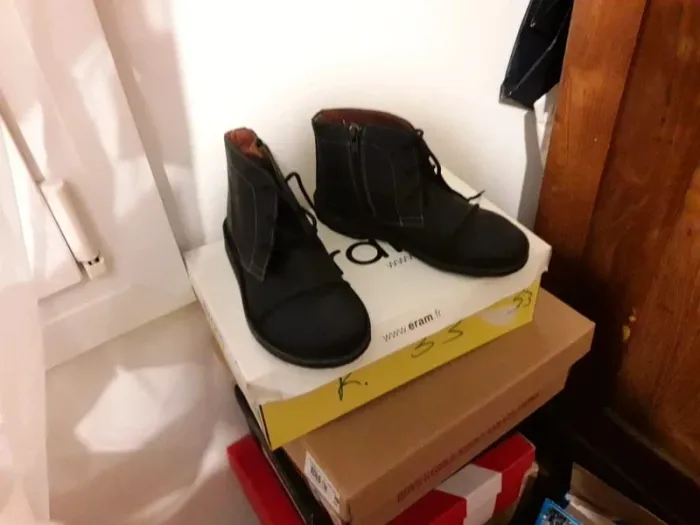 Désert boots enfants neuves pointure 33 - photo numéro 4