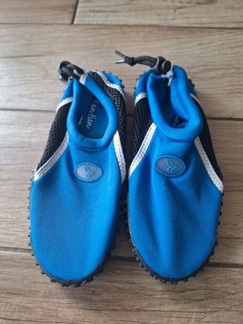 Chaussures d'eau