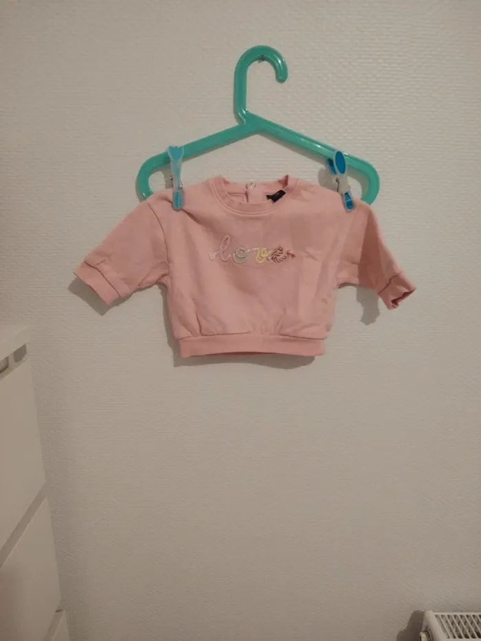 Pull Kiabi taille 3 mois