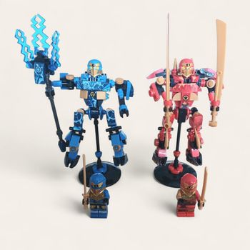 Jay et Kai Armure Ninjago Legacy sur socle
