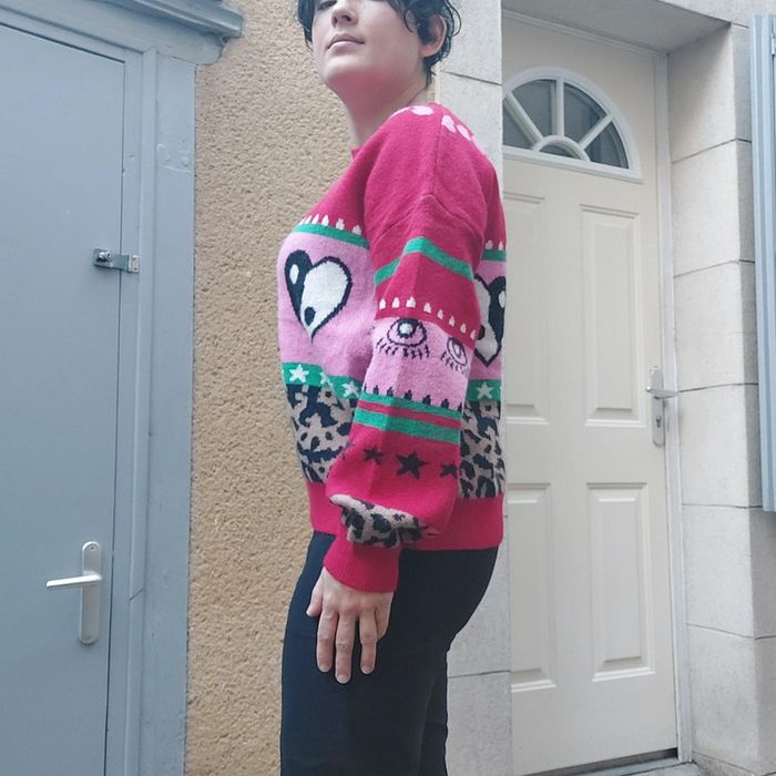Magnifique pull neuf taille unique - photo numéro 2