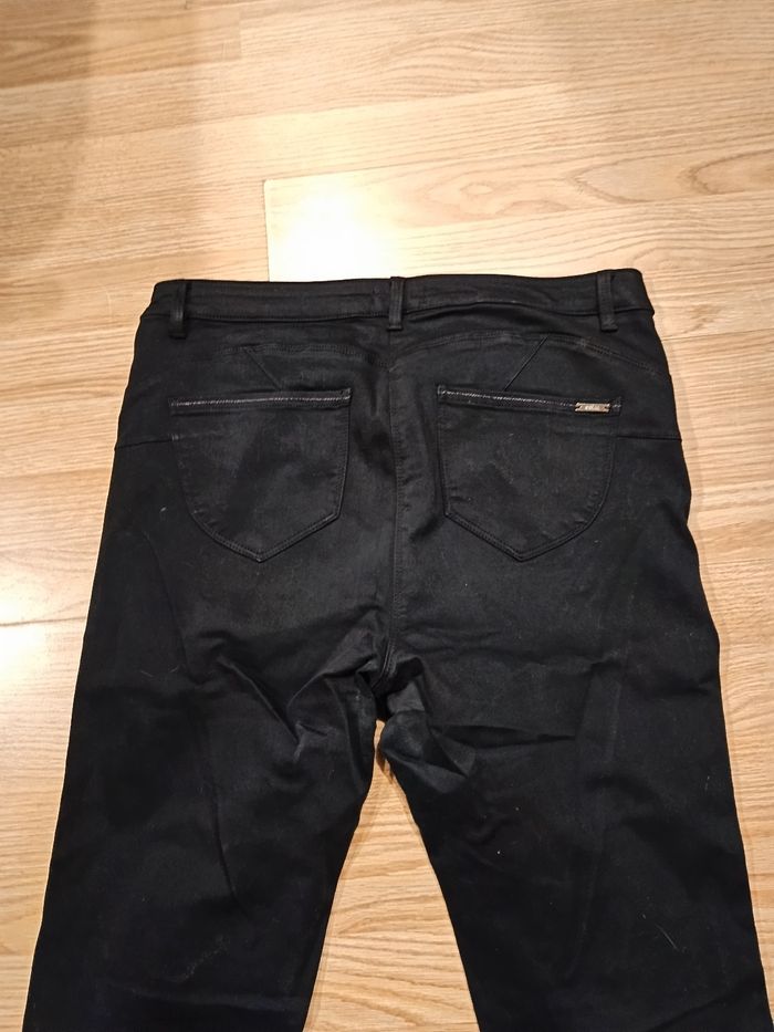 Pantalon noir - photo numéro 6