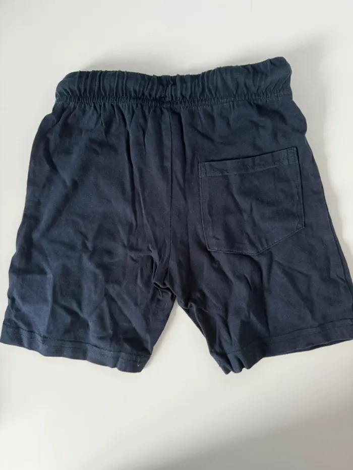 Short Sergio tacchini marine 3 ans - photo numéro 2