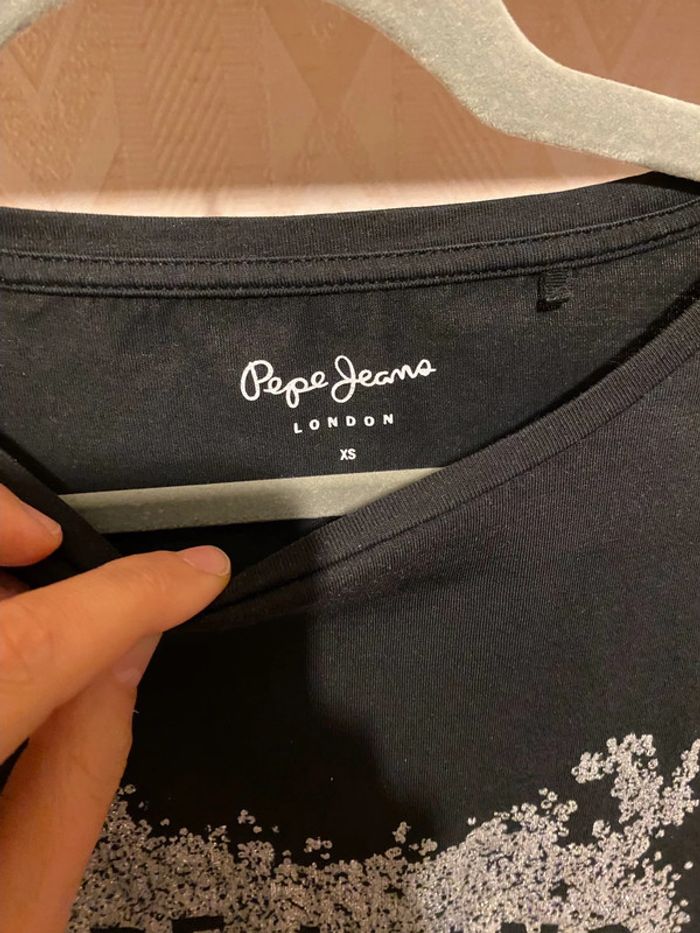 Superbe beau t-shirt Pepe Jeans noir / argenté taille XS - photo numéro 3